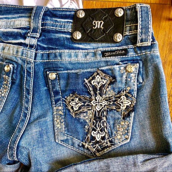*Sold on Facebook* Miss Me 25 Cross - Picture 3 of 6